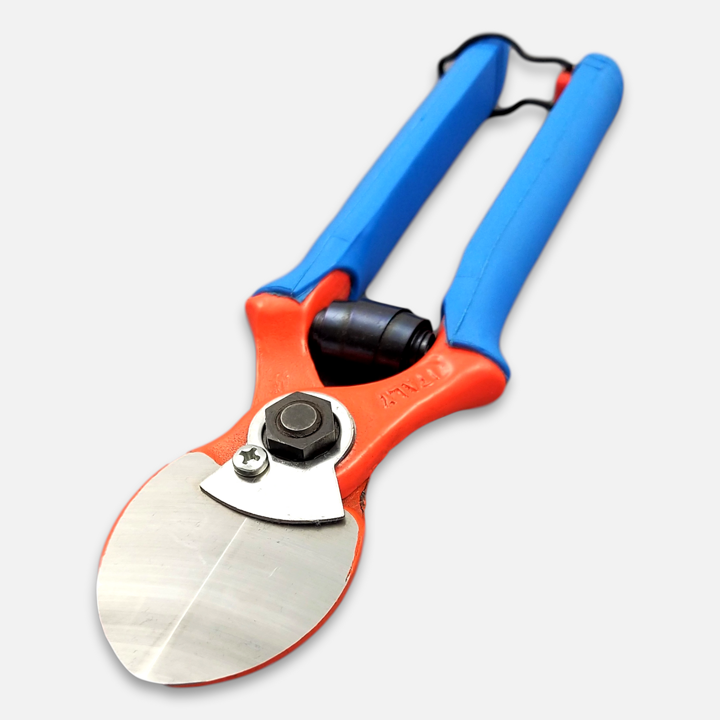 
                  
                    KIT DE PODADERA DE CUCHILLA DE DOBLE FILO FORJADA 133/20 - SIERRA PLEGABLE RS180/18
                  
                