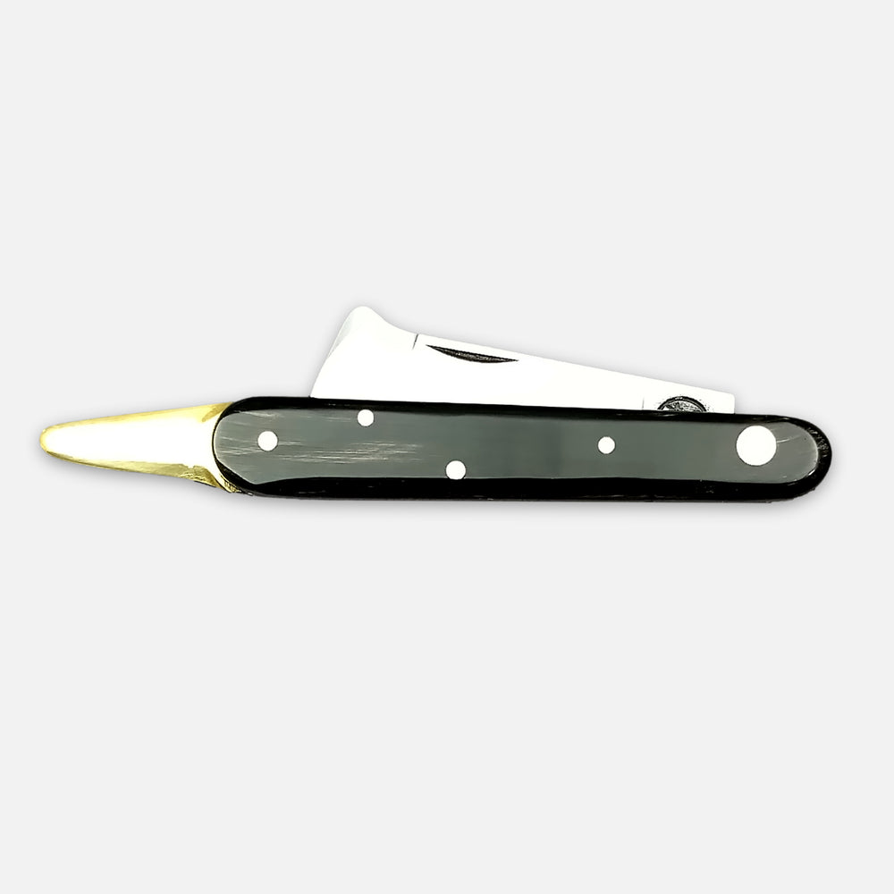 
                  
                    CUCHILLO DE INJERTO 202C SP OT - HOJA DE ACERO CARBON BÖHLER K720 - MANGO DE CUERNO DE BÚFALO - DESLIZADOR FIJO DE CORTE
                  
                