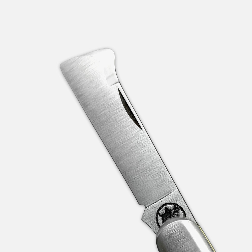
                  
                    GRAFTING KNIFE 203L - BÖHLER K720 CARBON STEEL BLADE - BUFFALO HORN HANDLE
                  
                