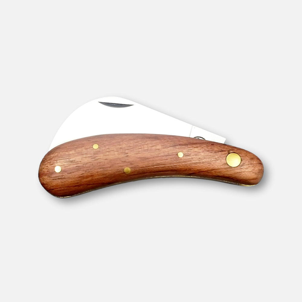 
                  
                    KIT TIJERAS PARA VIÑA MANGO EN PLASTICO 149/22 & PLEGABLE SERRUCHO PARA Potar RS180/18 & NAVAJA PICO DE LORO 251L
                  
                