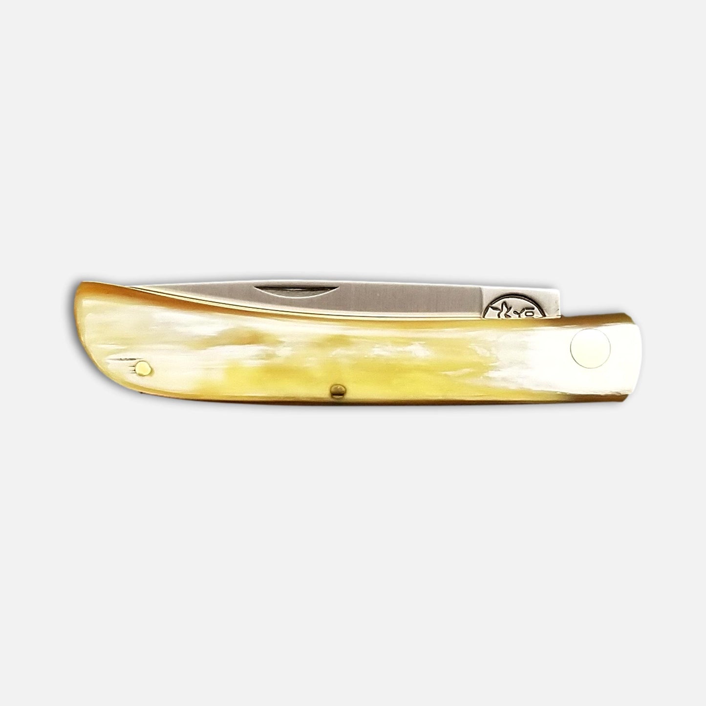 
                  
                    Cuchillo de bolsillo plegable 230 en acero inoxidable Böhler N690 - mango de cuerno de miel
                  
                