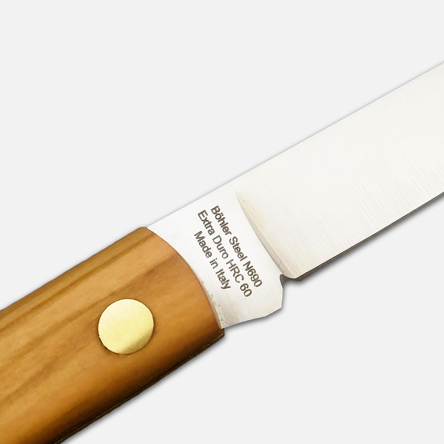 
                  
                    Cuchillo de bolsillo plegable 231 en acero inoxidable Böhler n690 - Mango de madera de olivo
                  
                