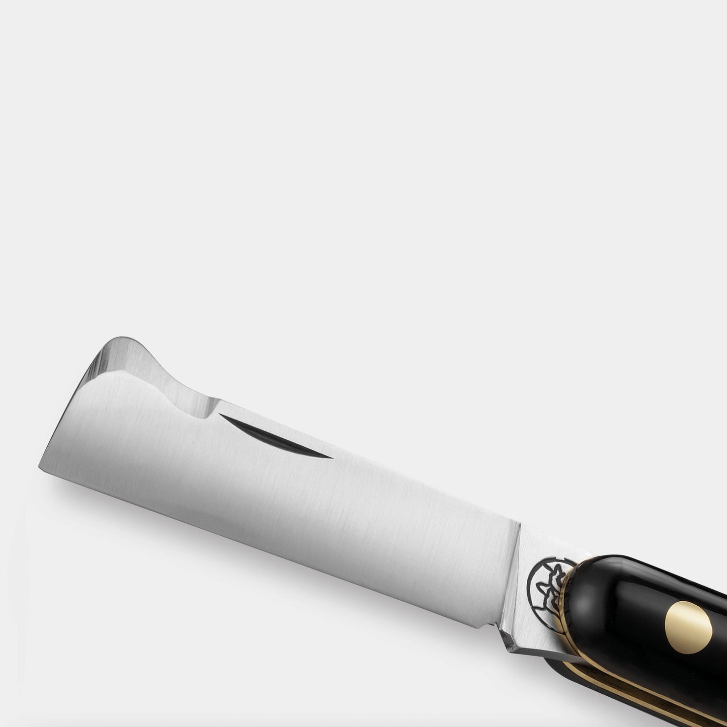 
                  
                    202P - BÖHLER N690 STAINLESS STEEL BLADE
                  
                